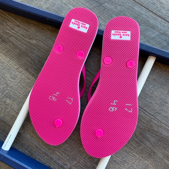 NWOT Kate Spade Bright Pink Striped Sandals - Picture 8 of 8